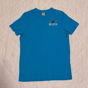 Hollister Women’s Blue T-Shirt